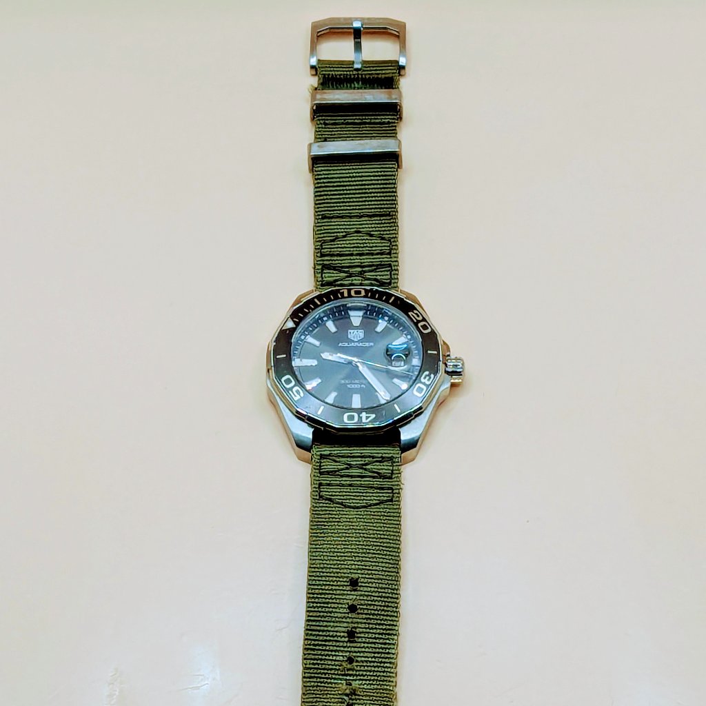 Tag Heuer Aquaracer Khaki Green Mens Watch W Instructions And Guarantee Card
